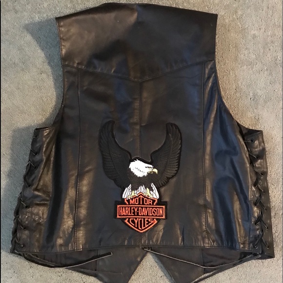 Mens Black Leather Vest Like New - Picture 2 of 3
